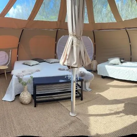 Romantic Luxus Glamping 1 Tente de luxe *