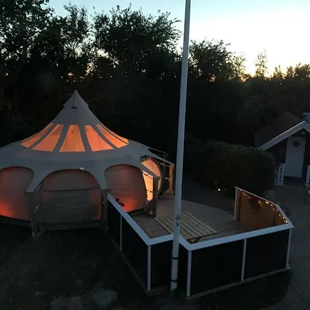 Romantic Luxus Glamping 1 *