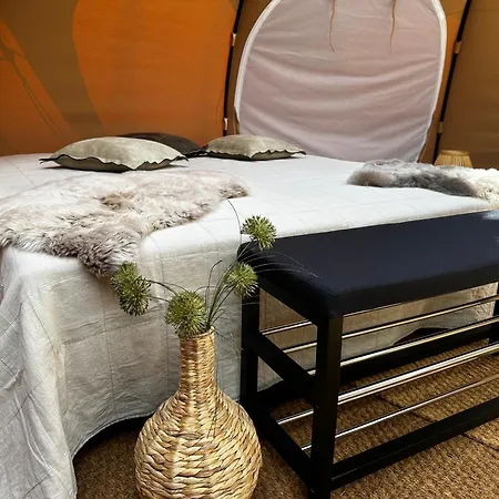 Romantic Luxus Glamping 1 Luksusowy namiot *